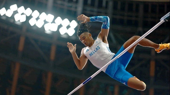 Ασημένιο μετάλλιο στο επί κοντώ ο Καραλής